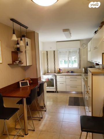 דירה, שדרות משה דיין 73, פסגת זאב, ירושלים