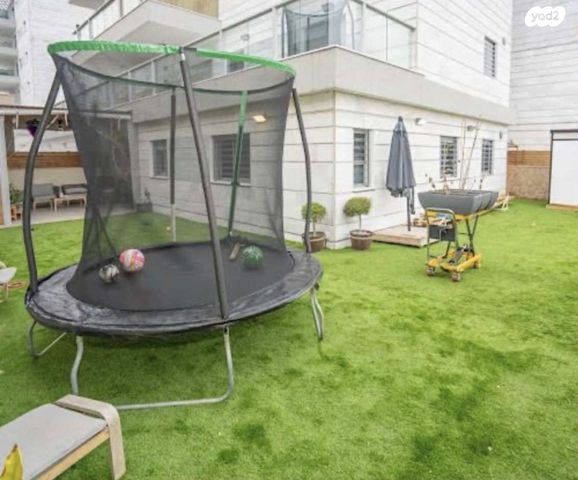 דירת גן, שדרות נשיאי ישראל 1, שער הגיא מערב, יקנעם עילית