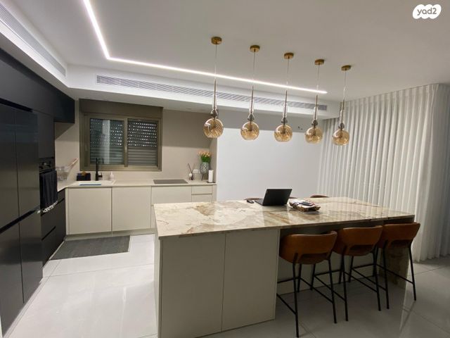 דו משפחתי, אורנית 4, שאר העיר, רמת ישי