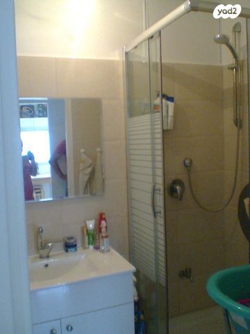 דירה, ניסנבוים 12, יזרעאליה, חיפה