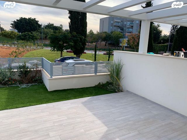 בית פרטי/ קוטג', צבי שפירא 5, מרכז, הרצליה