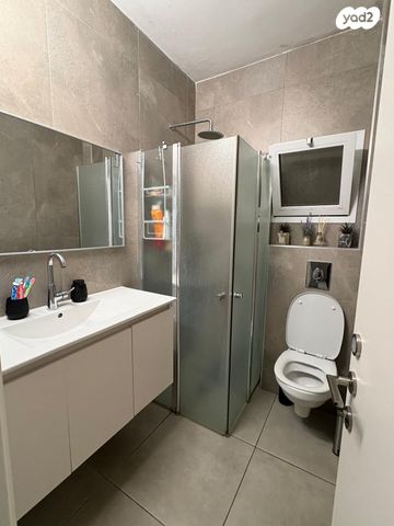 דירה, הלל יפה 39, מרכז העיר, חדרה