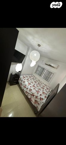 דירה, יצחק שדה 653, אלי כהן, ירוחם