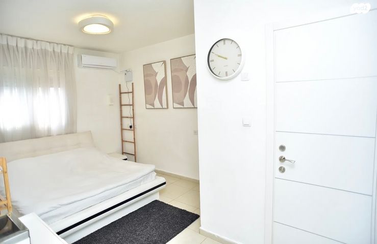 שדרות מנחם בגין 30