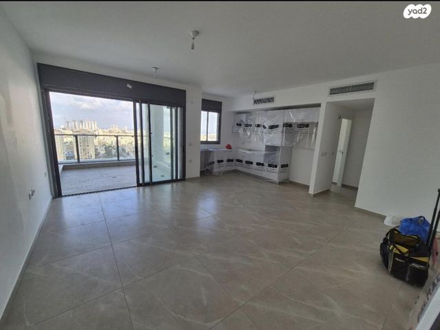 דירה, יעקב פיכמן 21, ח-501, חולון