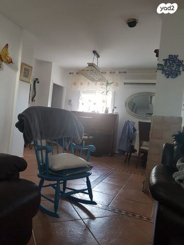 בית פרטי/ קוטג', נחל ייטב 4, רימונים, רימונים