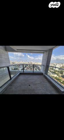 דירה, יעקב פיכמן 21, ח-501, חולון