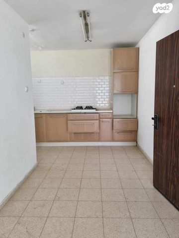 מבוא בנימין 7