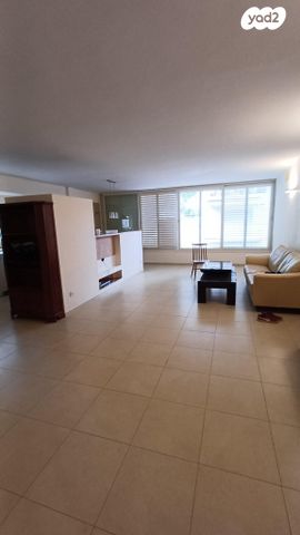 ש. בן ציון 12