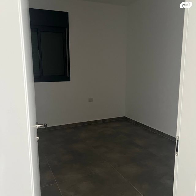 גג/ פנטהאוז, הרב מרדכי אליהו 22, כרמי הנדיב, אחוזת רוטנר, קרית מלאכי