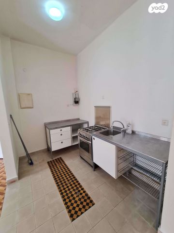 דירה, ביאליק 8, המושבה, גדרה