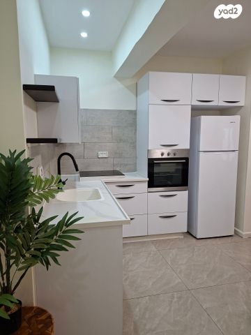 דירה, אברהם לינקולן 9, טלביה, קוממיות, ירושלים