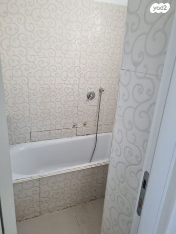 דירה, יחזקאל בן בוזי 11, רמת ידין, נתניה