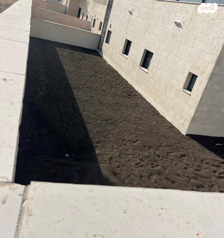 דירת גן, רב אלוף משה לוי 1, רמות, באר שבע