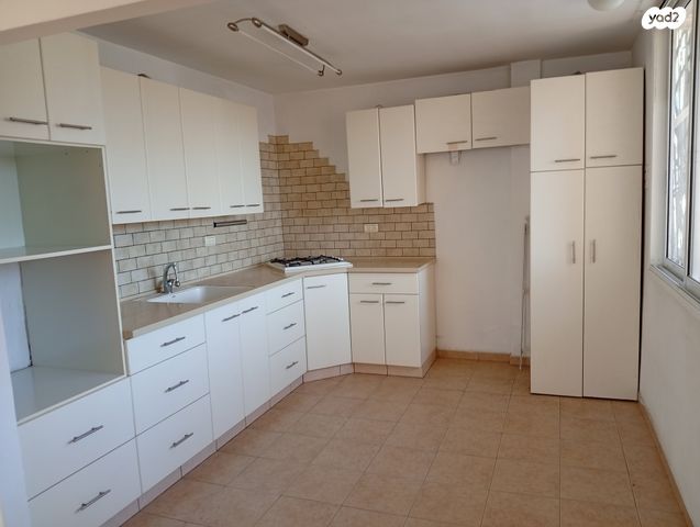 הנרייטה סולד 48