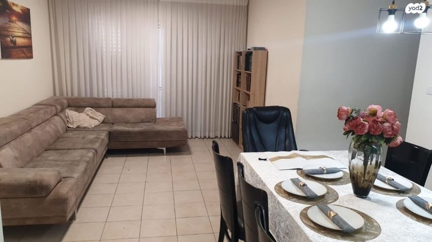 דרך מנחם בגין 62