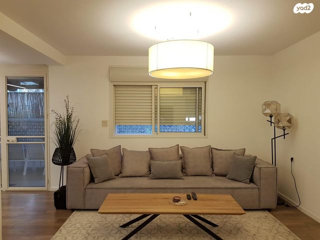 דירת גן, הקוקיה 31, נווה הדרים, ראשון לציון