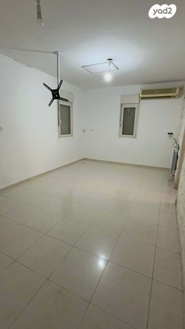 דו משפחתי, משלט 3, מעוז ציון ב', מבשרת ציון