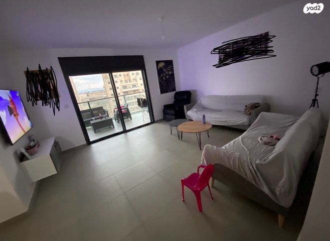 דירה, עפרה חזה 4, משכנות האומנים, קרית מוצקין