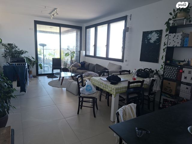 דירה, התקווה 11, שכונת גפן, רמת גן