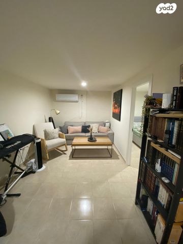 יחידת דיור, הרב מאיר אוירבך 8, כפר אברהם, פתח תקווה