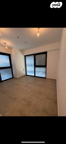 דירה, תוצרת הארץ 3, נחלת יצחק, תל אביב יפו