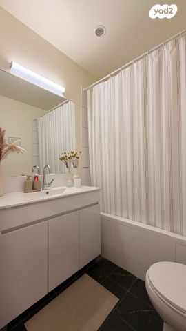 דירה, שדרות רוטשילד 90, לב תל אביב, לב העיר צפון, תל אביב יפו