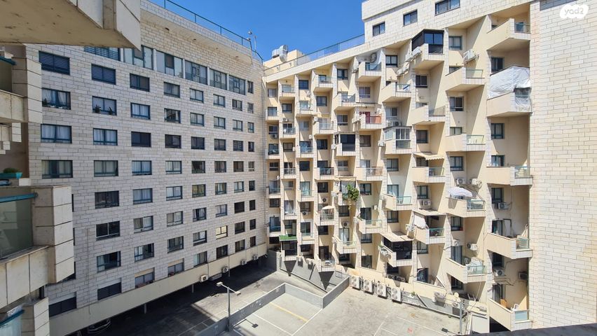 דירה, גדוד ברק 13, העיר העתיקה, טבריה