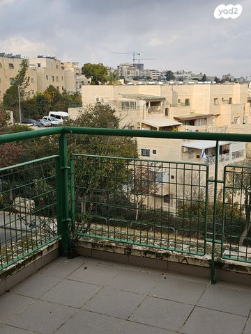 דירה, נתיב המזלות 19, פסגת זאב, ירושלים