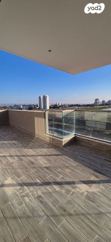 לאה גולדברג 8