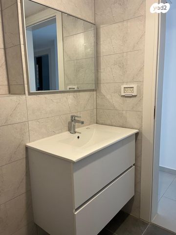 דירה, הרב מרדכי אליהו 24, כרמי הנדיב, אחוזת רוטנר, קרית מלאכי