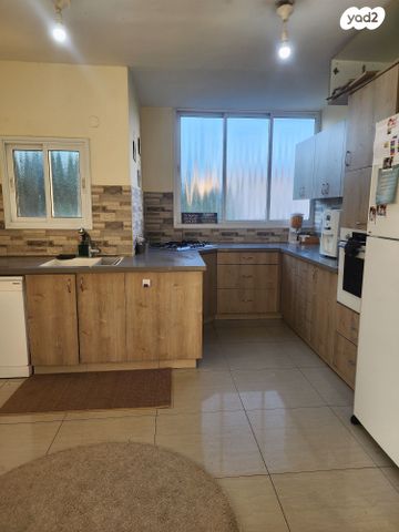 דירה, מורדי הגטאות 22, ב' / צפון מערב העיר, רחובות