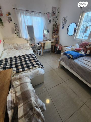 דירה, מורדי הגטאות 22, ב' / צפון מערב העיר, רחובות