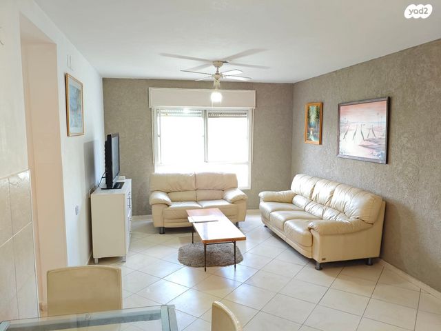 דירה, שער הגיא 15, רובע ה', אריאל