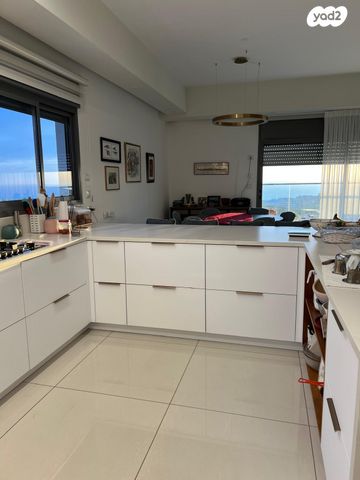 גג/ פנטהאוז, חמדה 1, מת"מ, נאות פרס, חיפה