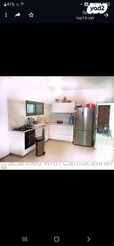 שדרות לוחמי הגטאות 17