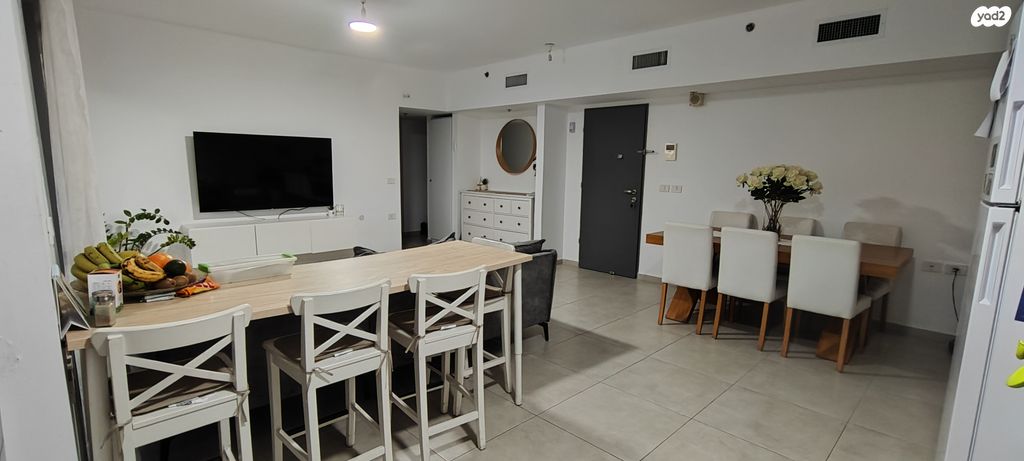 נתן אלתרמן 18