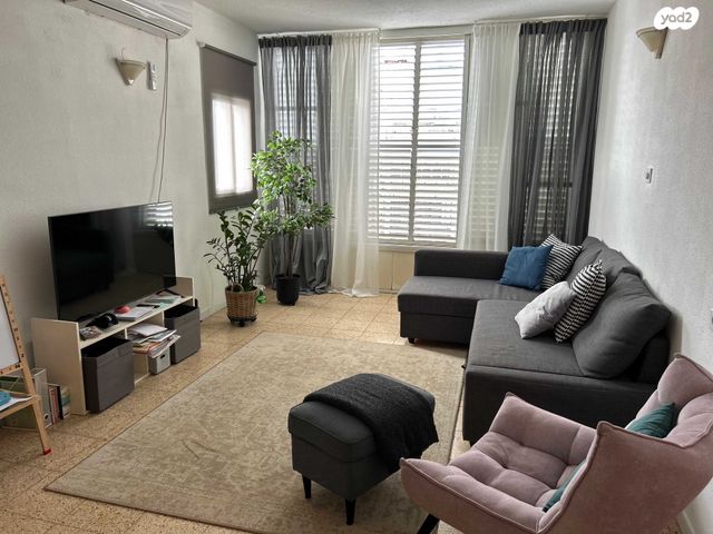 שדרות בר אילן 14