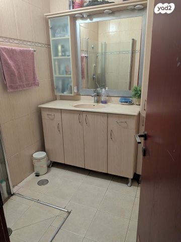 דירה, הרקפת 2, שיכוני המזרח, ראשון לציון