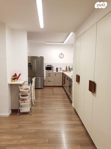 דירת גן, הקוקיה 31, נווה הדרים, ראשון לציון