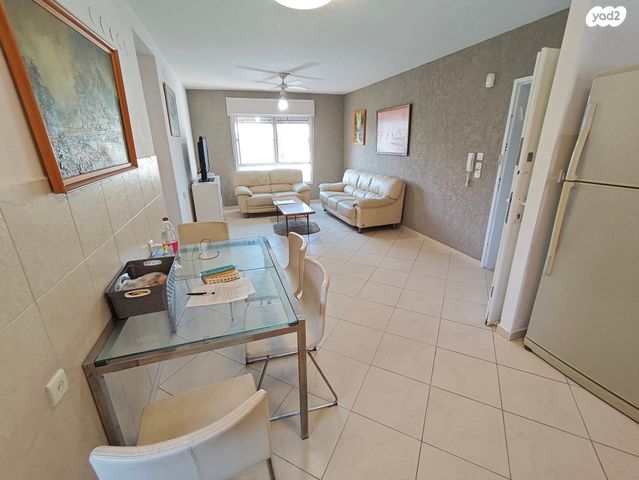 דירה, שער הגיא 15, רובע ה', אריאל