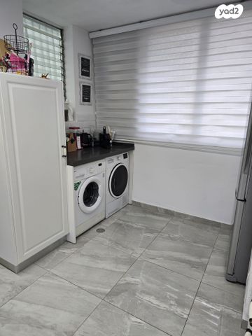 דירה, אחד העם 12, רובע ה', אשדוד