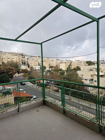 דירה, נתיב המזלות 19, פסגת זאב, ירושלים