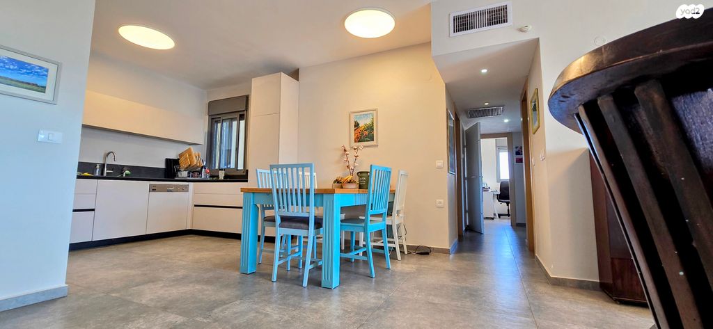 דירה, שושנת העמקים 41, רמת אמיר, קדימה צורן