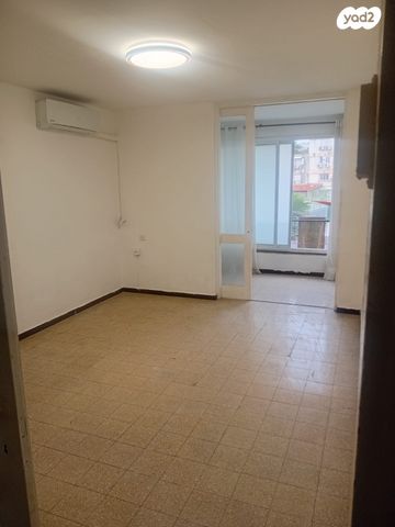 דירה, גיורא יוספטל 10, נאות הרצל, נתניה