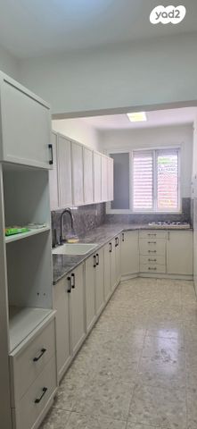 דירה, דרך יצחק רבין 54, חברת חשמל, גבעתיים