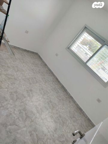 בית פרטי/ קוטג', תות 3, נווה נוי, נתיבות