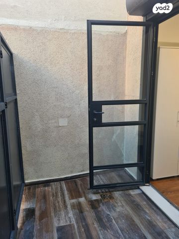 יחידת דיור, שקד 18, נווה סביון, אור יהודה