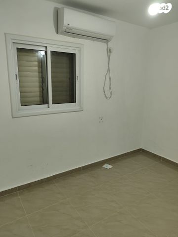 בית פרטי/ קוטג', הנשיא שז"ר 25, שאר העיר, מזכרת בתיה