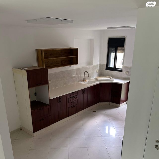 דו משפחתי, משלט 3, מעוז ציון ב', מבשרת ציון